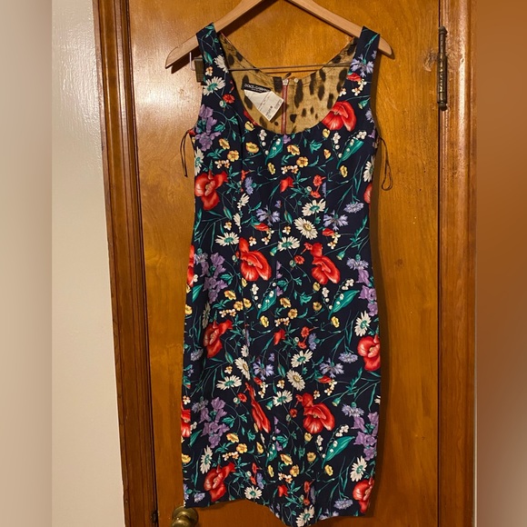 Dolce and Gabbana Floral Print Cotton Summer Dress - Picture 6 of 12